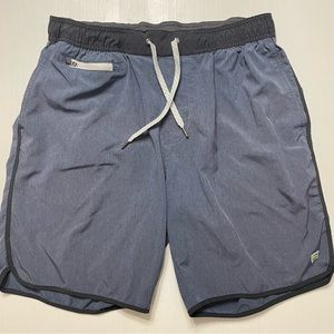 Men’s Vuori Banks Shorts. Size large